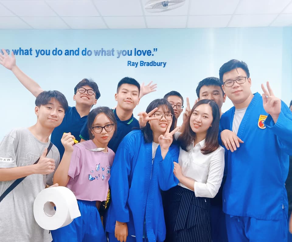 Học sinh FSchool kể chuyện học online: Thầy cô sáng tạo số 1